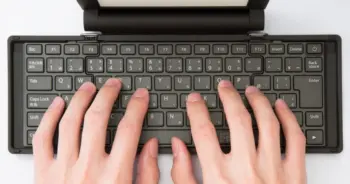 Pomera เครื่องพิมพ์ดีดพกพาระบบดิจิตอล อุปกรณ์ที่คนชอบพิมพ์ต้องไม่พลาด