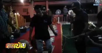 ไล่เจ้าอาวาส