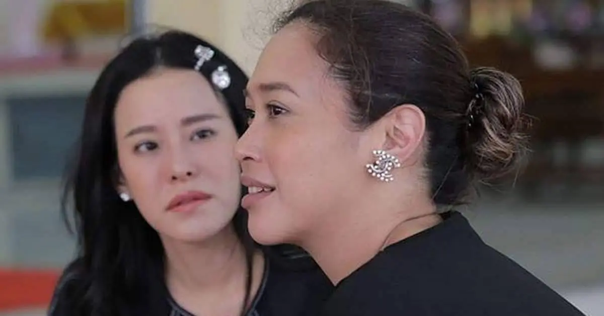หนิง ปณิตา ทราย เจริญปุระ