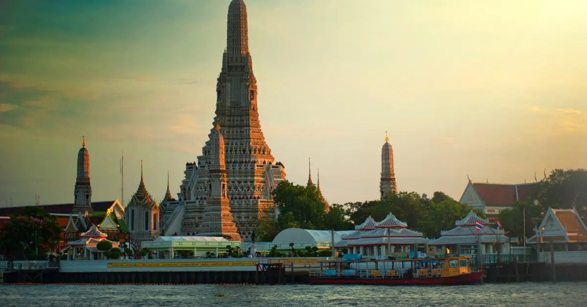 ทางเลียบเจ้าพระยา