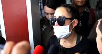 แชร์แม่มณี