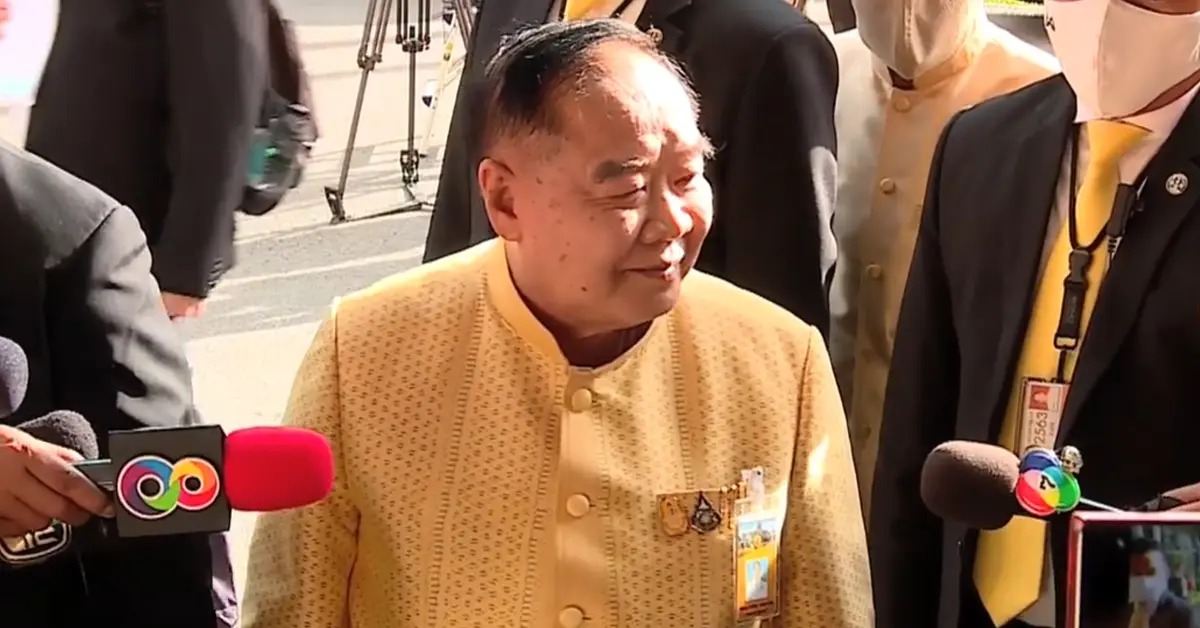 ประวิตรบอกกระทิงแดง