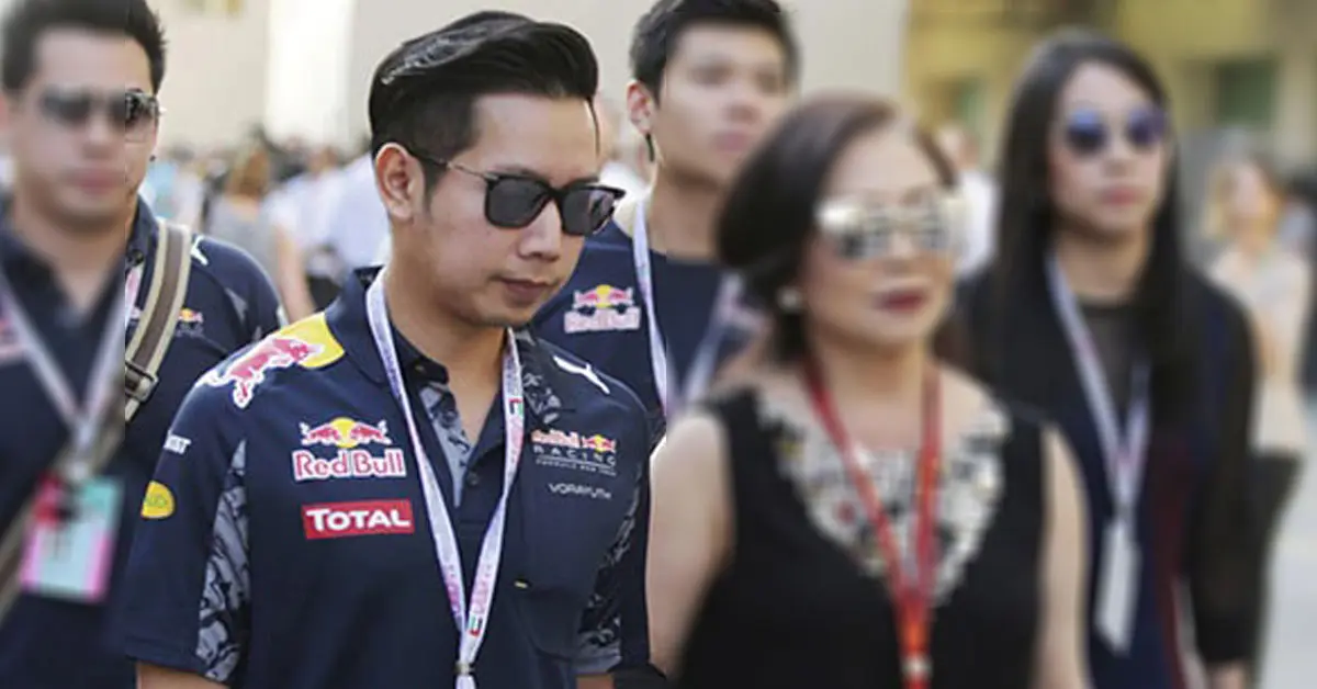 เฟอร์รารี เบนซ์ บอส อยู่วิทยา