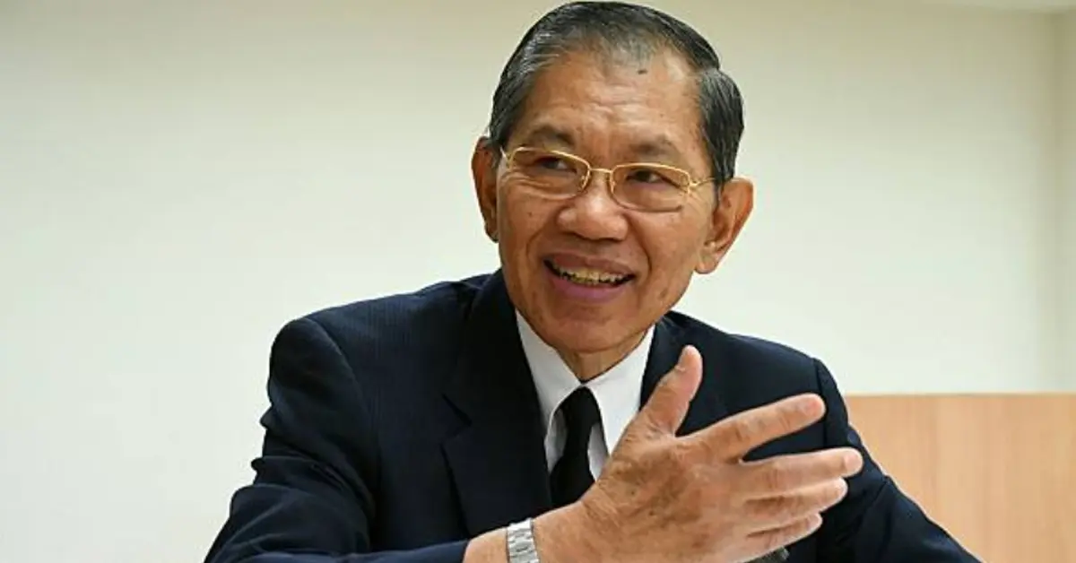 วรยุทธ อยู่วิทยา