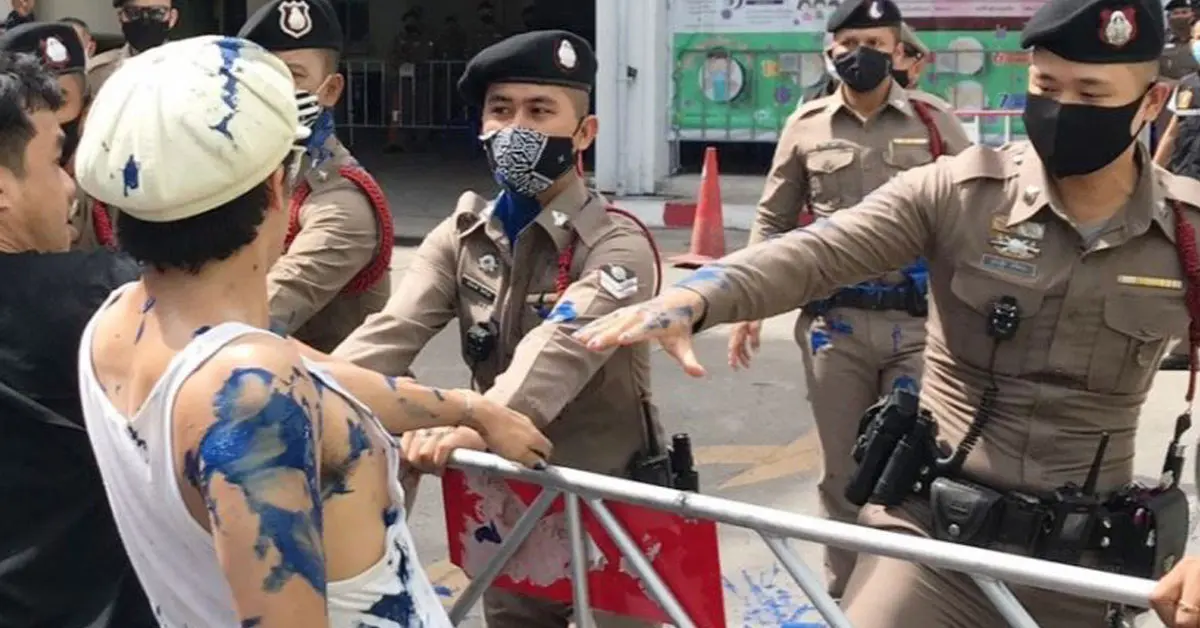 แอมมี่ สาดถังสี