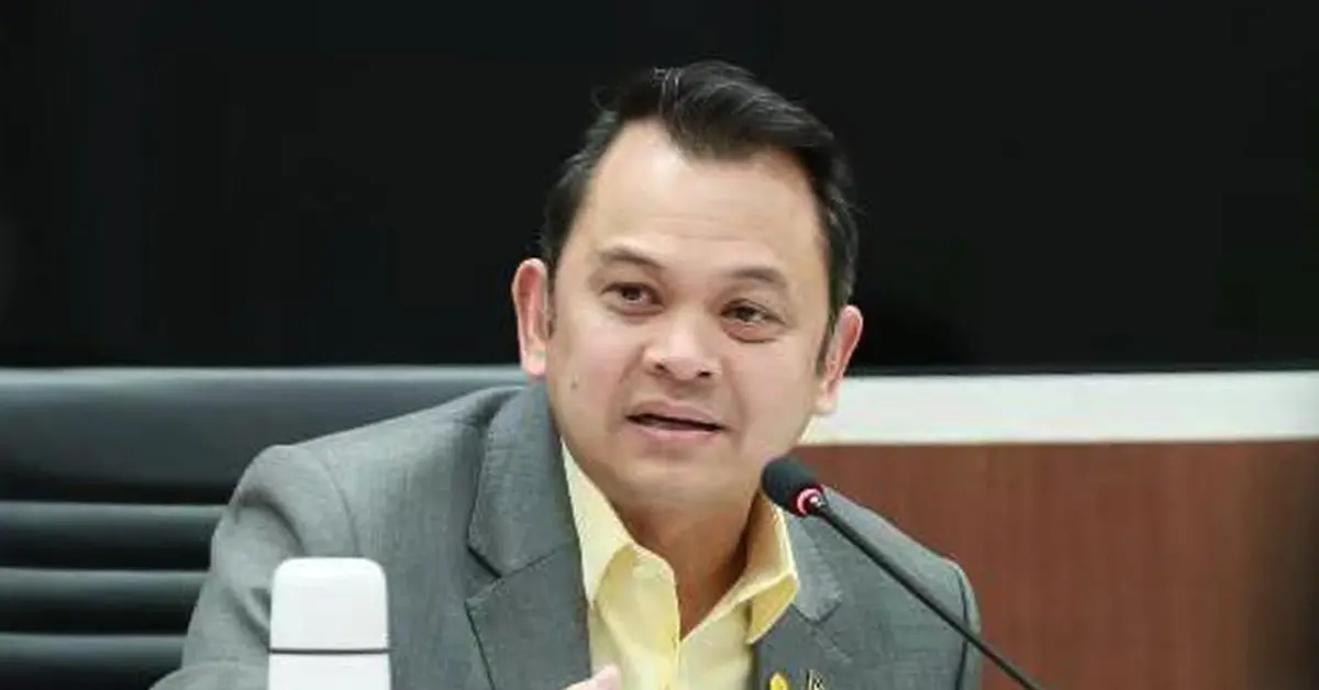 ชู 3 นิ้วคือ