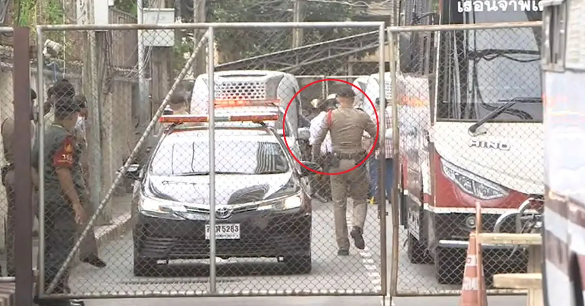 เยาวชนปลดแอก ฝากขังศาลอาญา