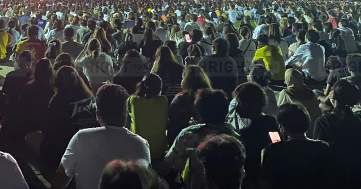 ประชาชนปลดแอก