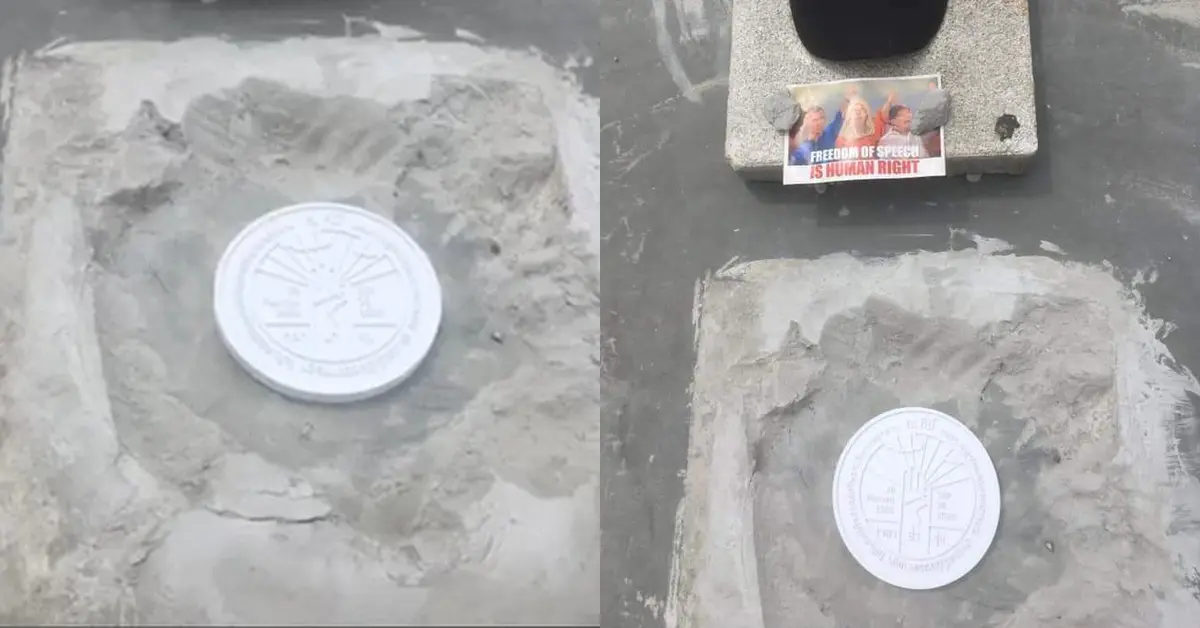 หมุดคณะราษฎร