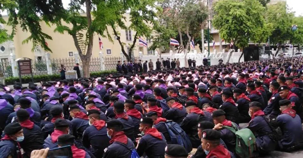 วาสนา นาน่วม