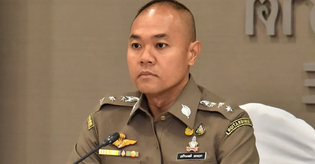แม่ฆ่าปาดคอลูก