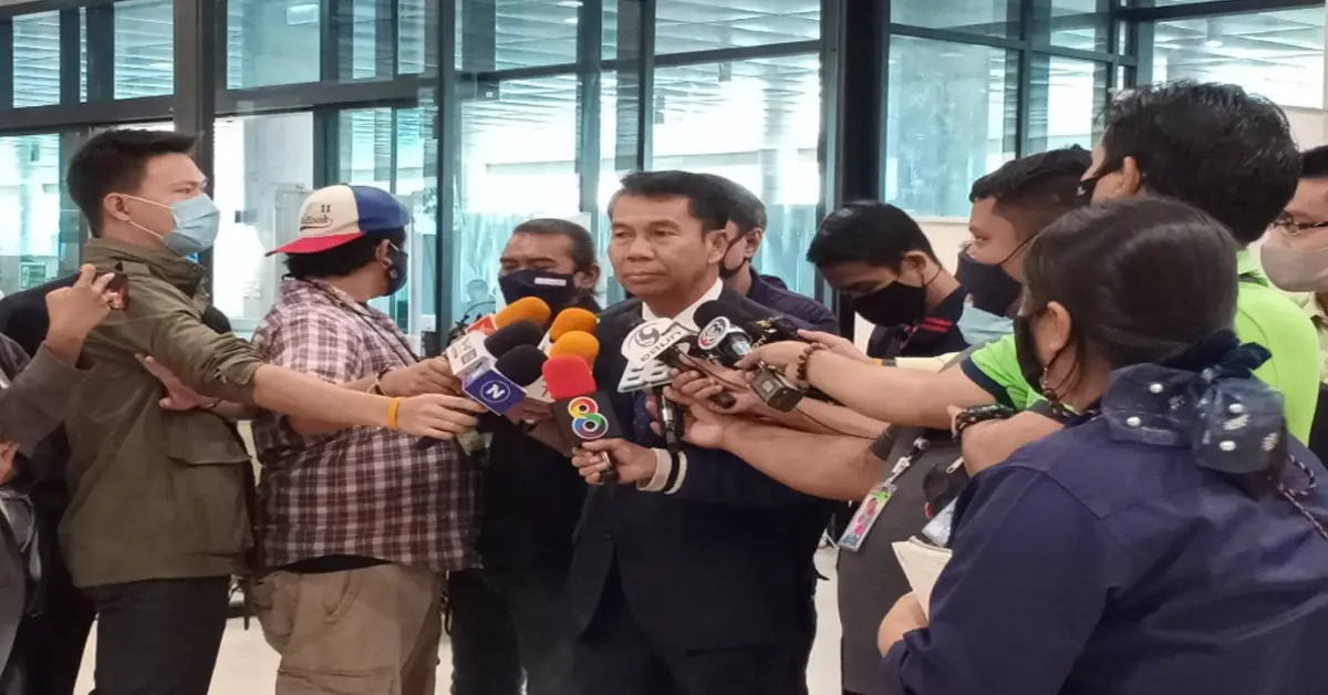 สุทิน คลังแสง