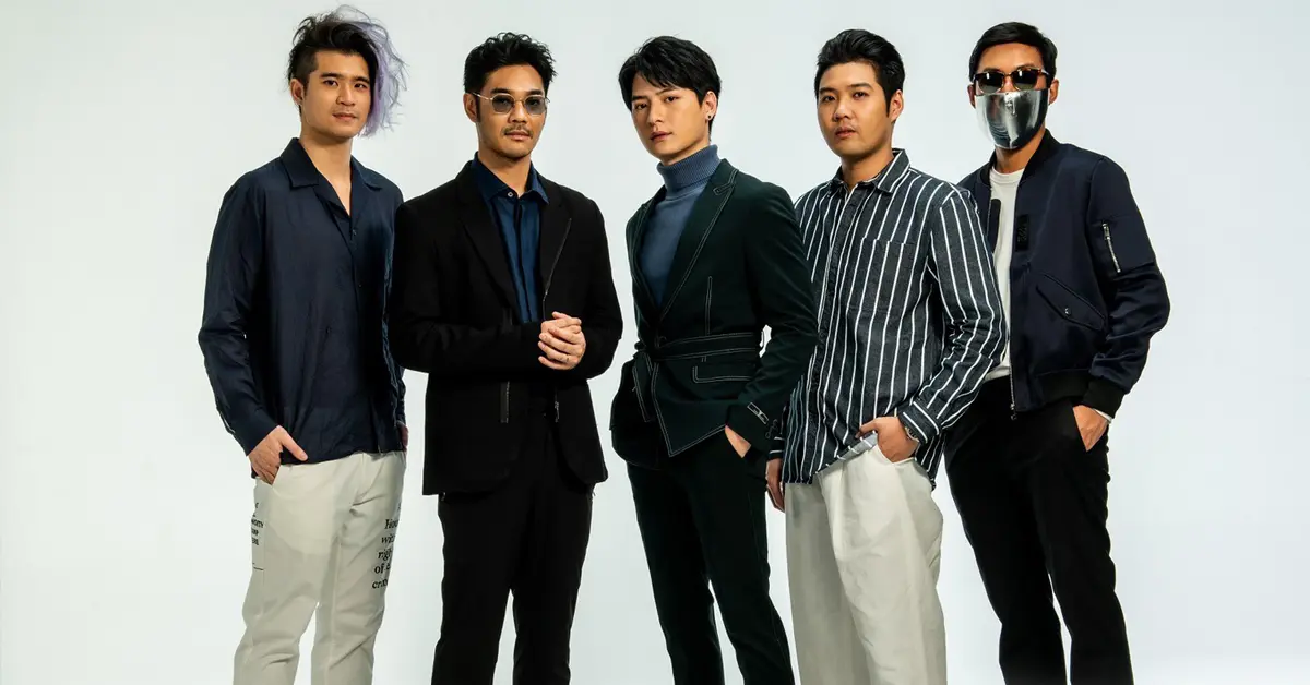 คริส พีรวัส