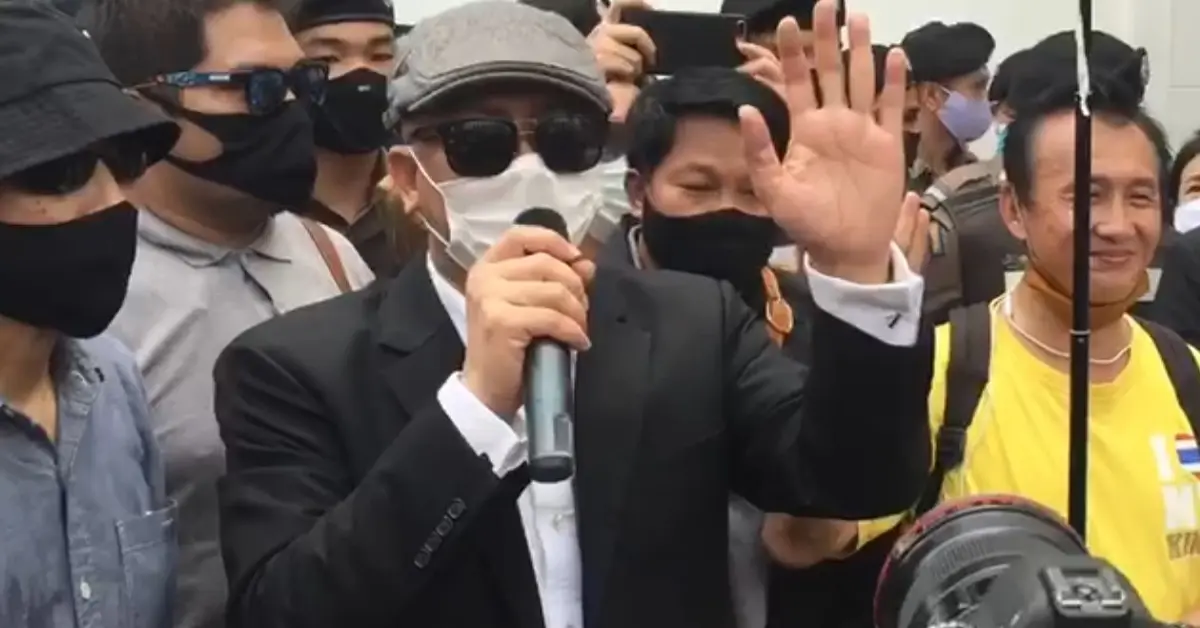 ทนายนกเขา