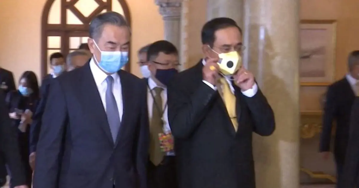 นายก รถกันกระสุน