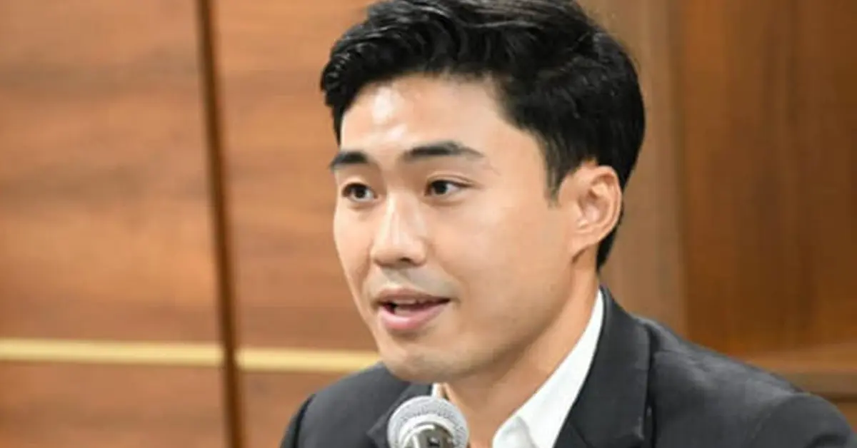 พงศกร ขวัญเมือง