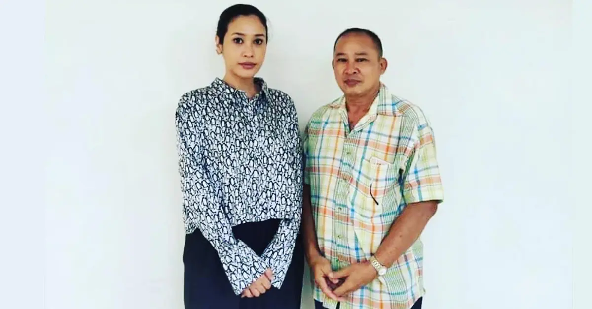 ทราย เจริญปุระ