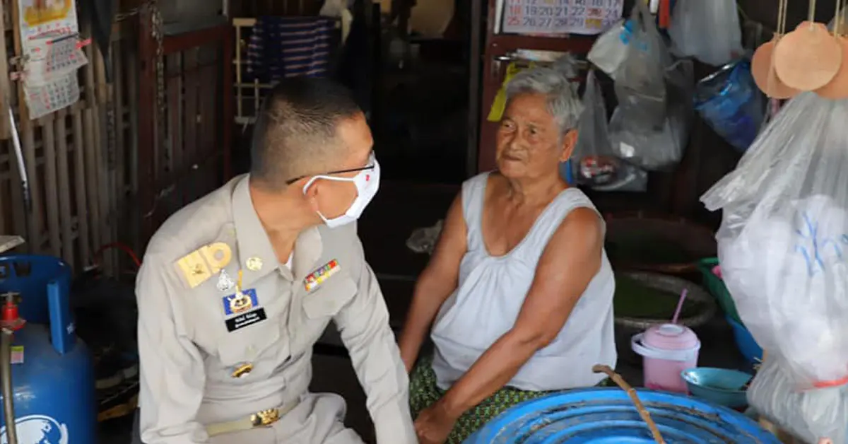 ผู้ว่าปทุมธานี ข้าวต้มมัด