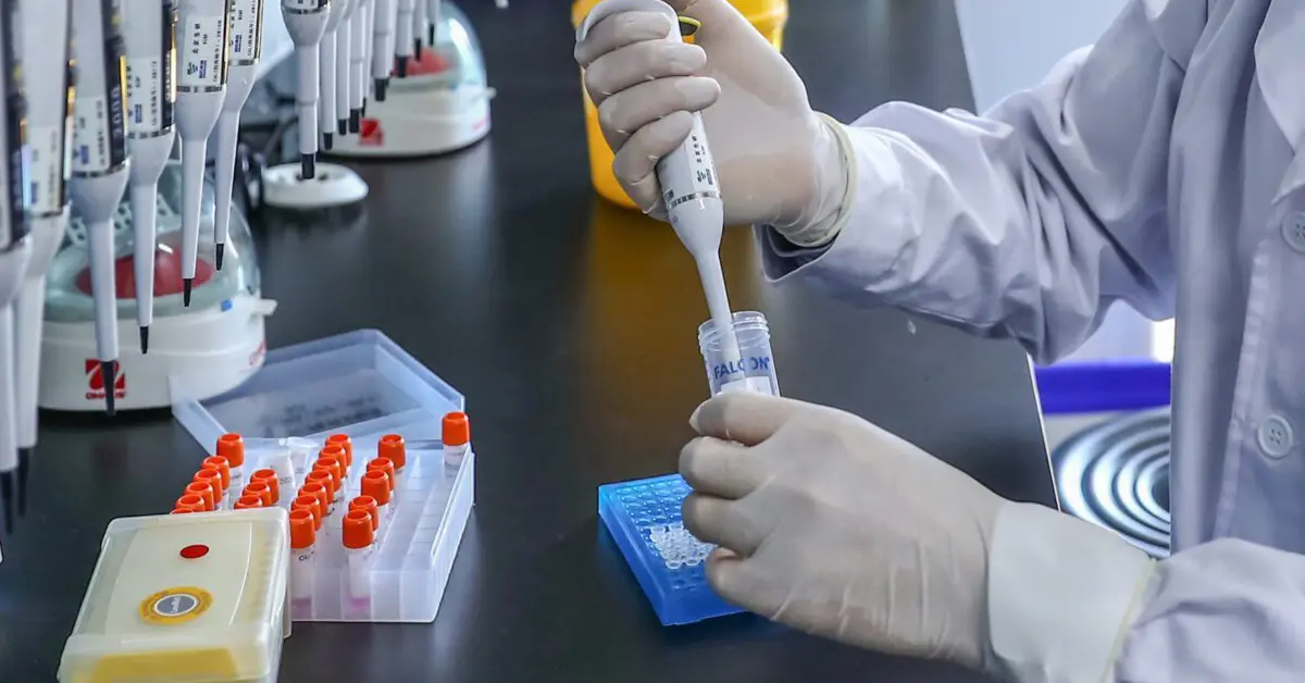 วัคซีนโควิด