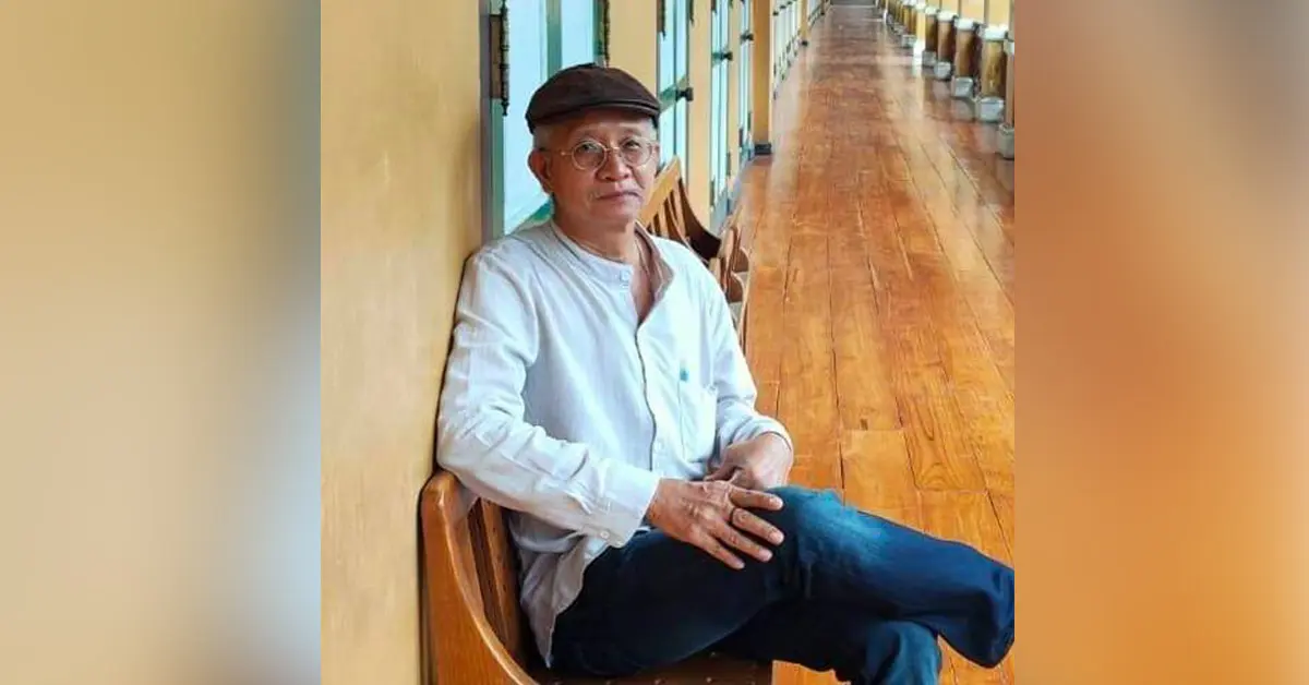 วีระ สมความคิด