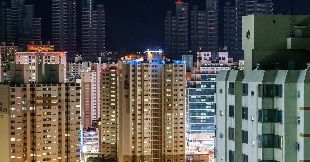 ลดภาษีที่ดิน