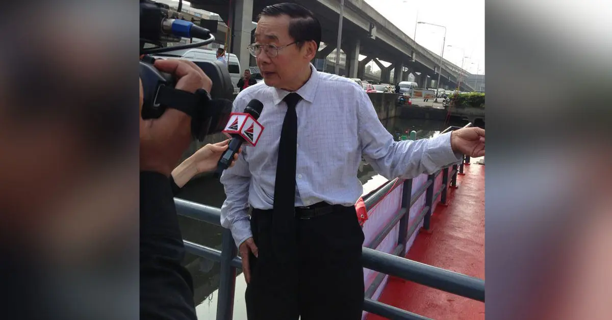 เหวง โตจิราการ