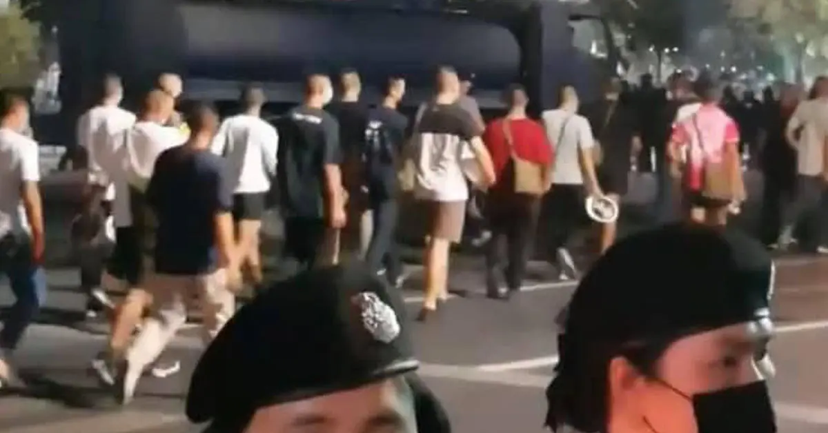 ชายหัวเกรียน