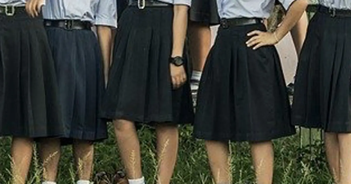แอบถ่ายใต้กระโปรงนักเรียนหญิง