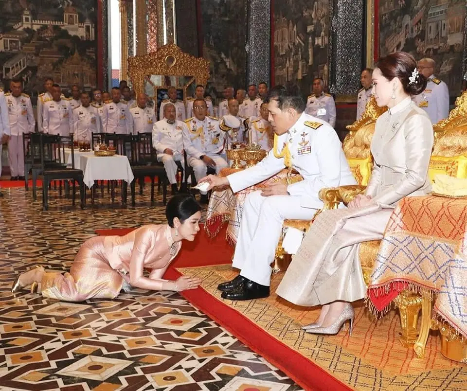 น้ำพระมหาสังข์เพชรน้อย