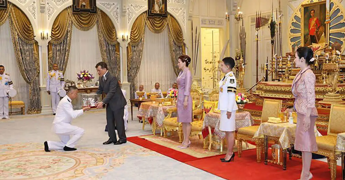 ในหลวง พระราชินี เครื่องมือแพทย์