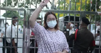 รุ้ง ปนัสยา