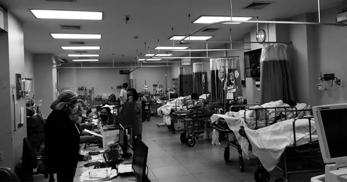 พยาบาลระบาย ปก