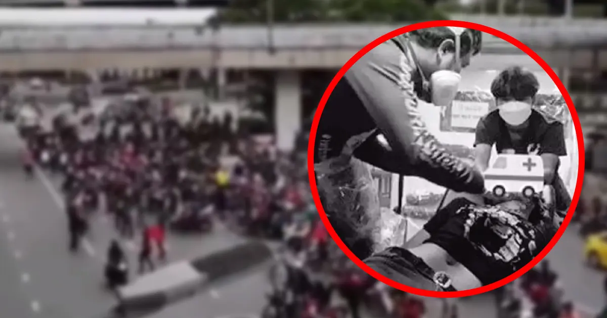 เยาวชนวัย15 ผู้ชุมนุม16สิงหา ปก