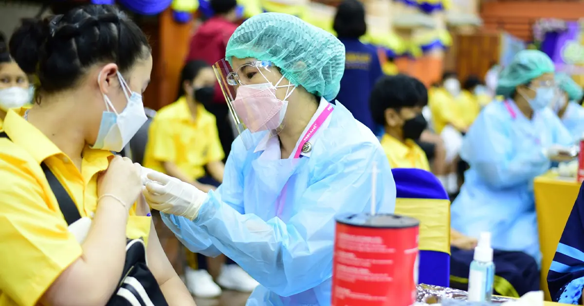 วัคซีนนักเรียน ปก