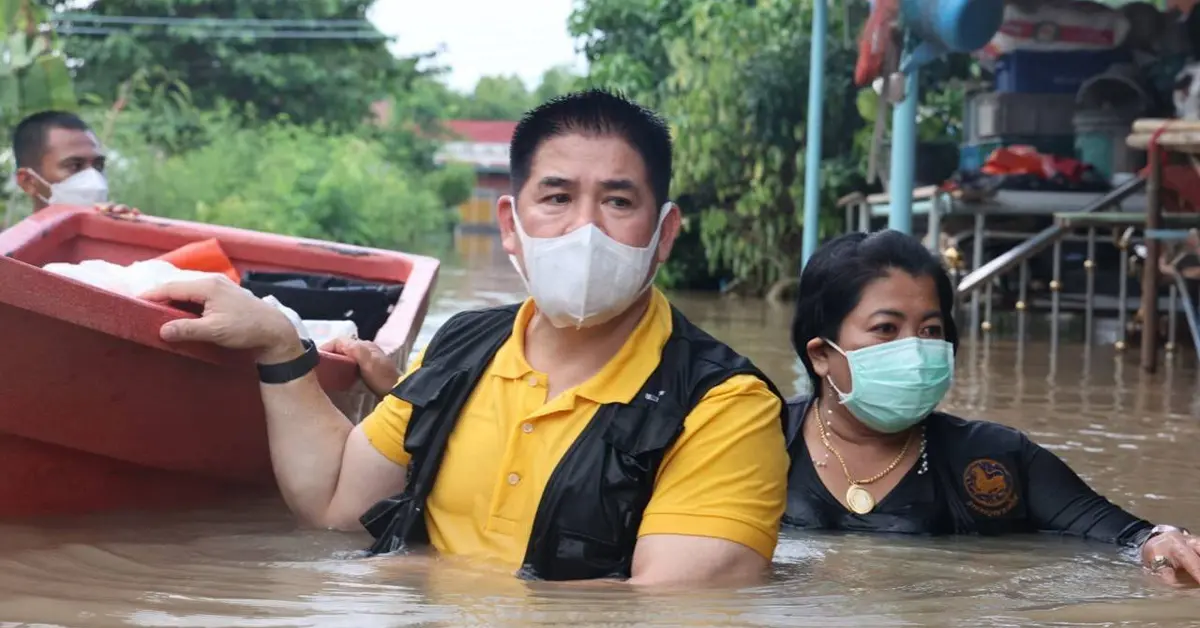 ธรรมนัส ปก