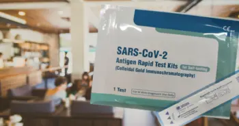 ตรวจโควิด ปก