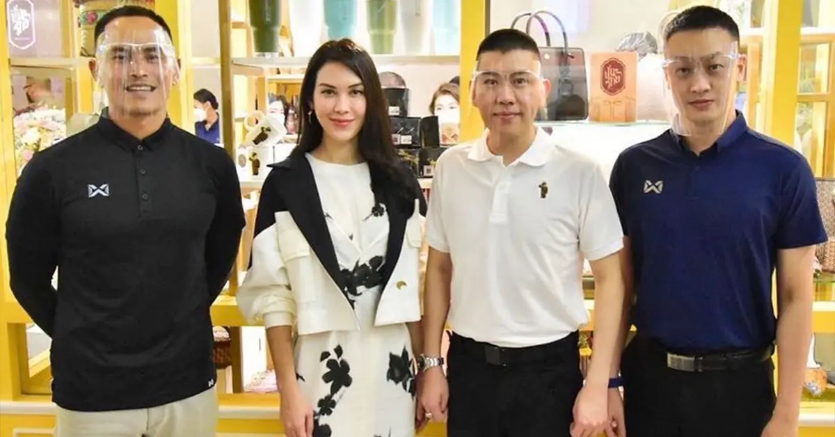 แมท ภีรนีย์