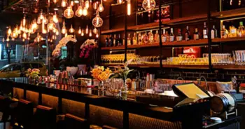 สถานบันเทิง