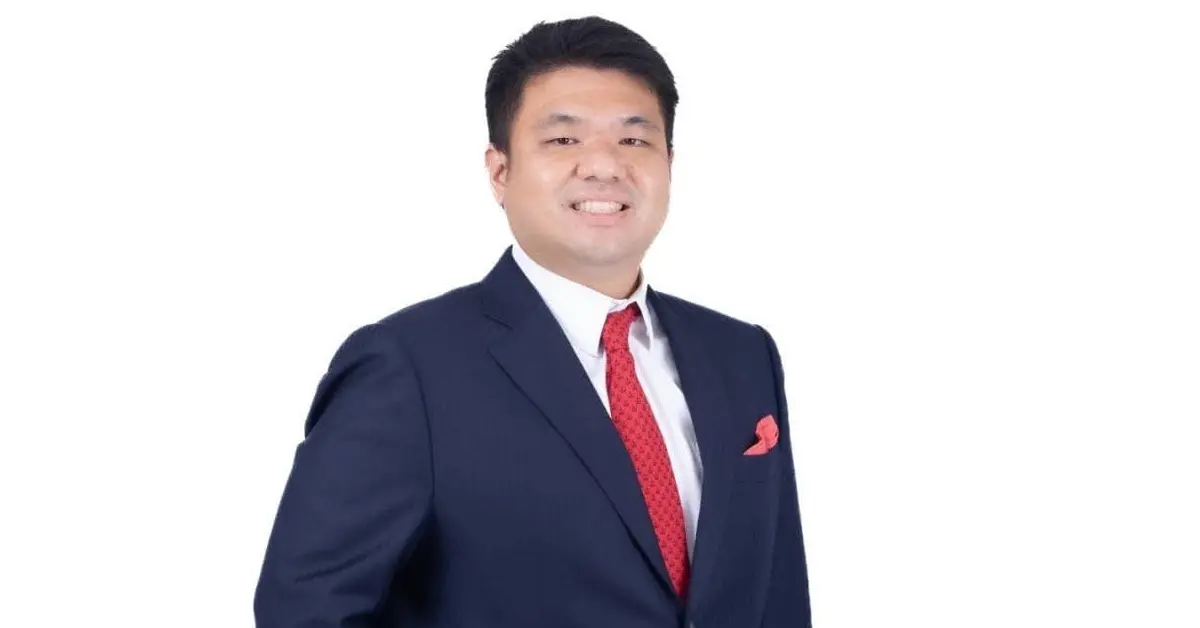 เพื่อไทย ปก