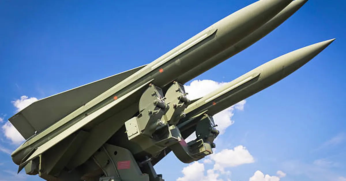 ยิงขีปนาวุธ