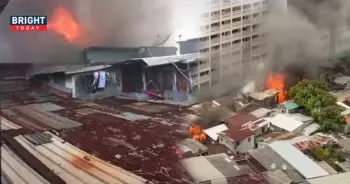 ไฟไหม้ชุมชนบ่อนไก่