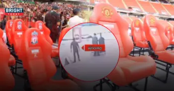 เก้าอี้แดง ลิเวอร์พูล แมนยู