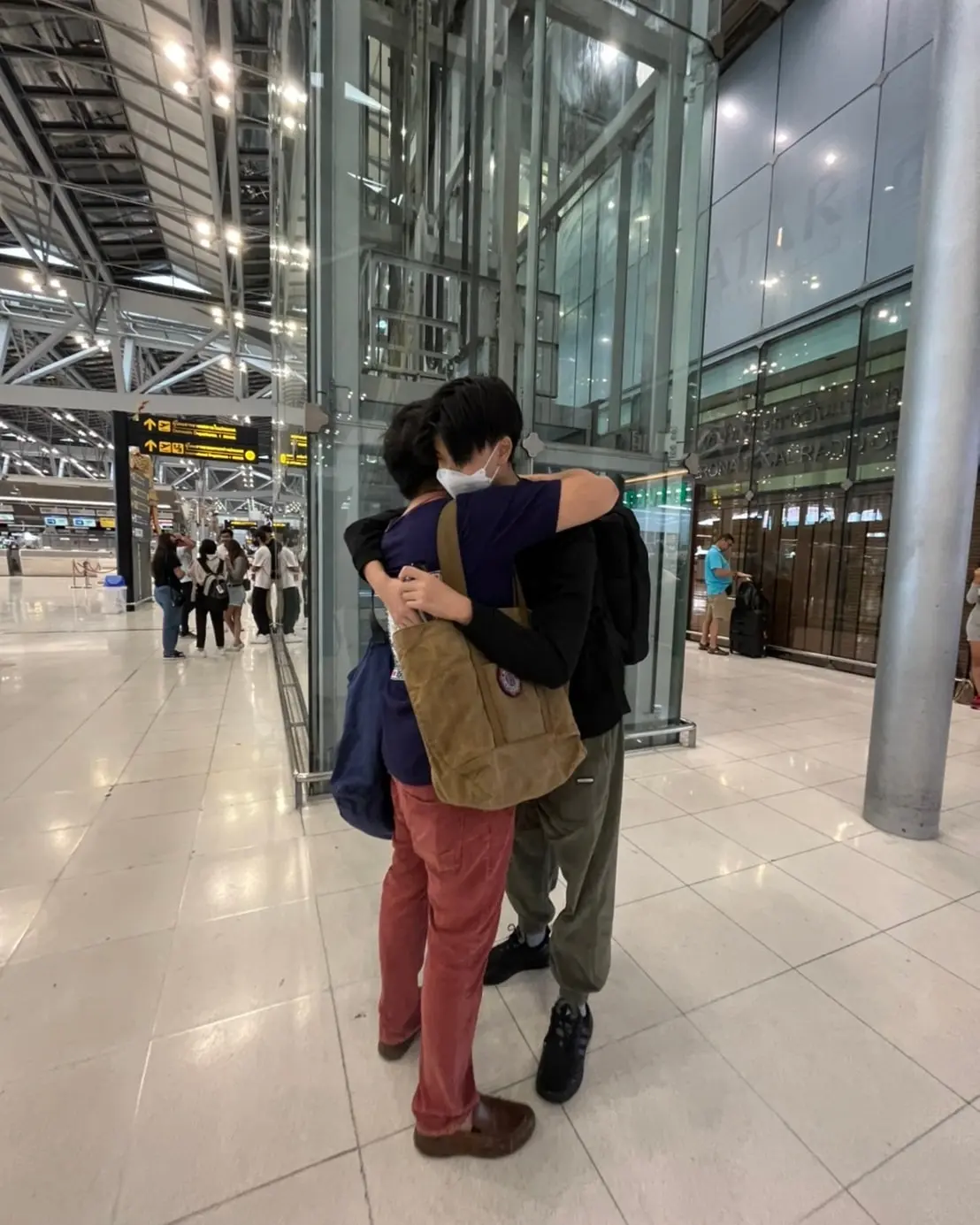 อี้-แทนคุณ-5
