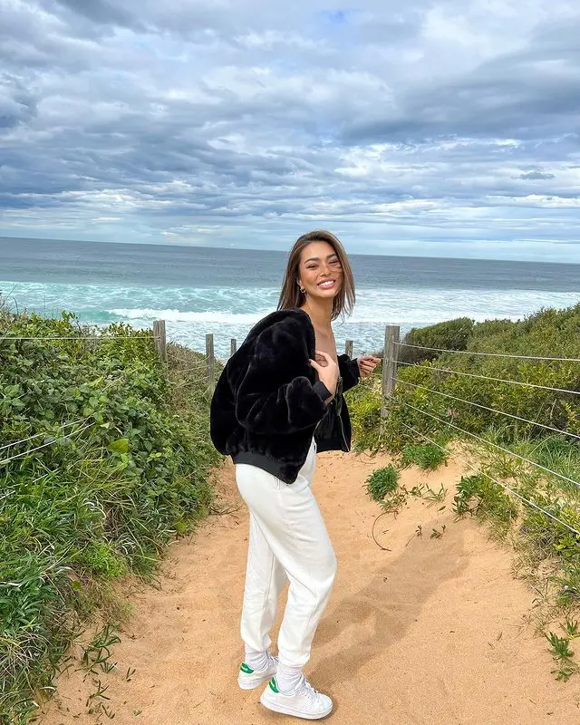 -แอนชิลี-คืนมง-4