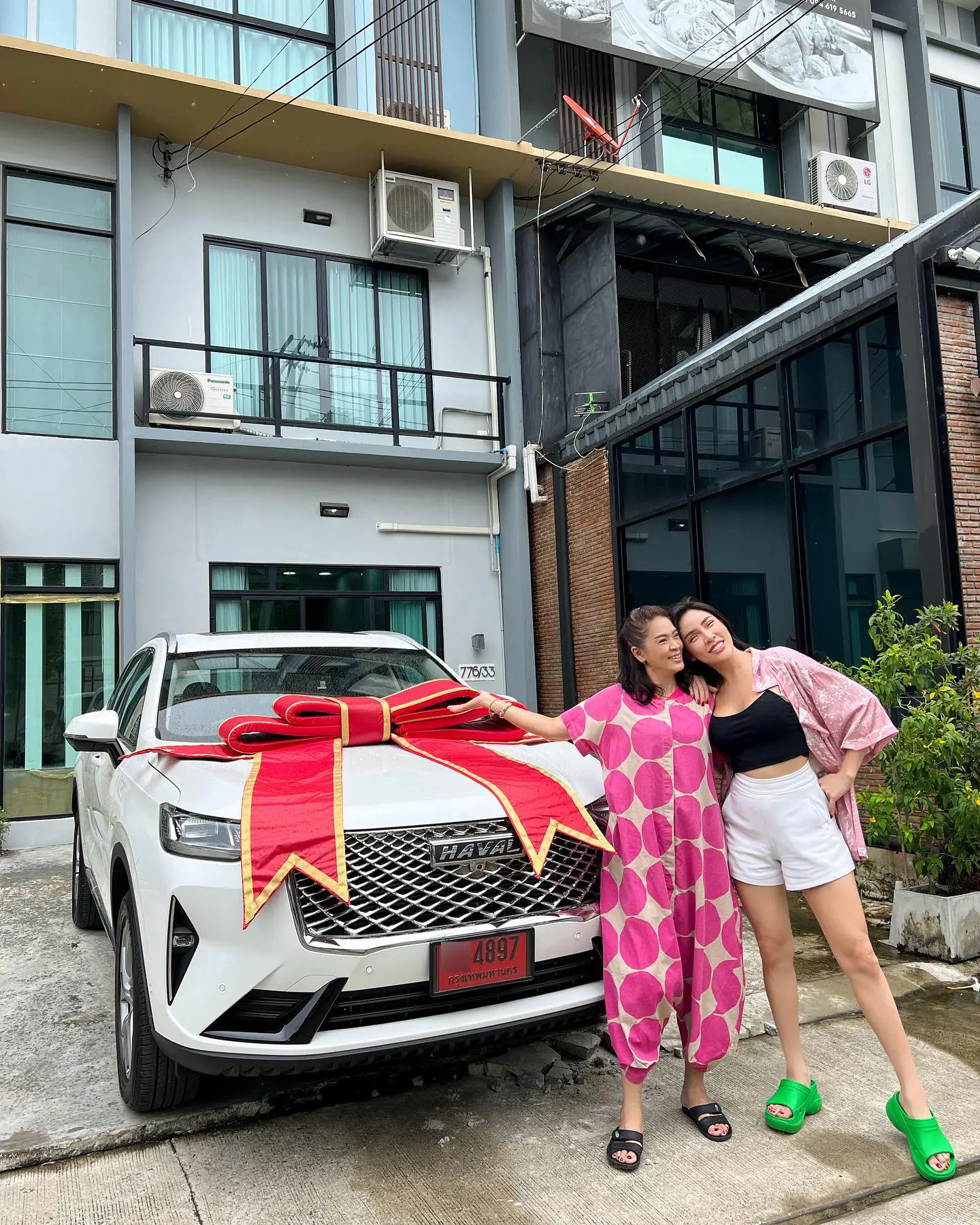 นัท-ป้ายแดง-2