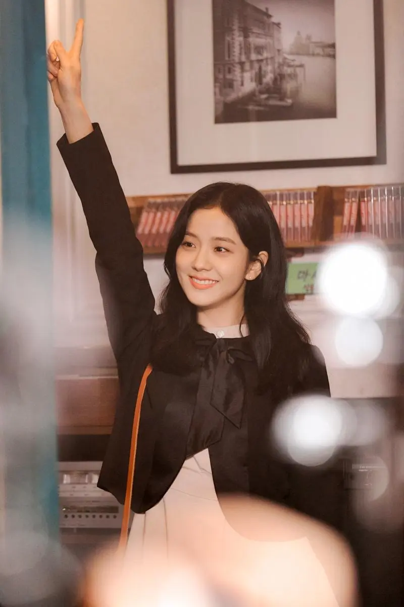jisoo-4