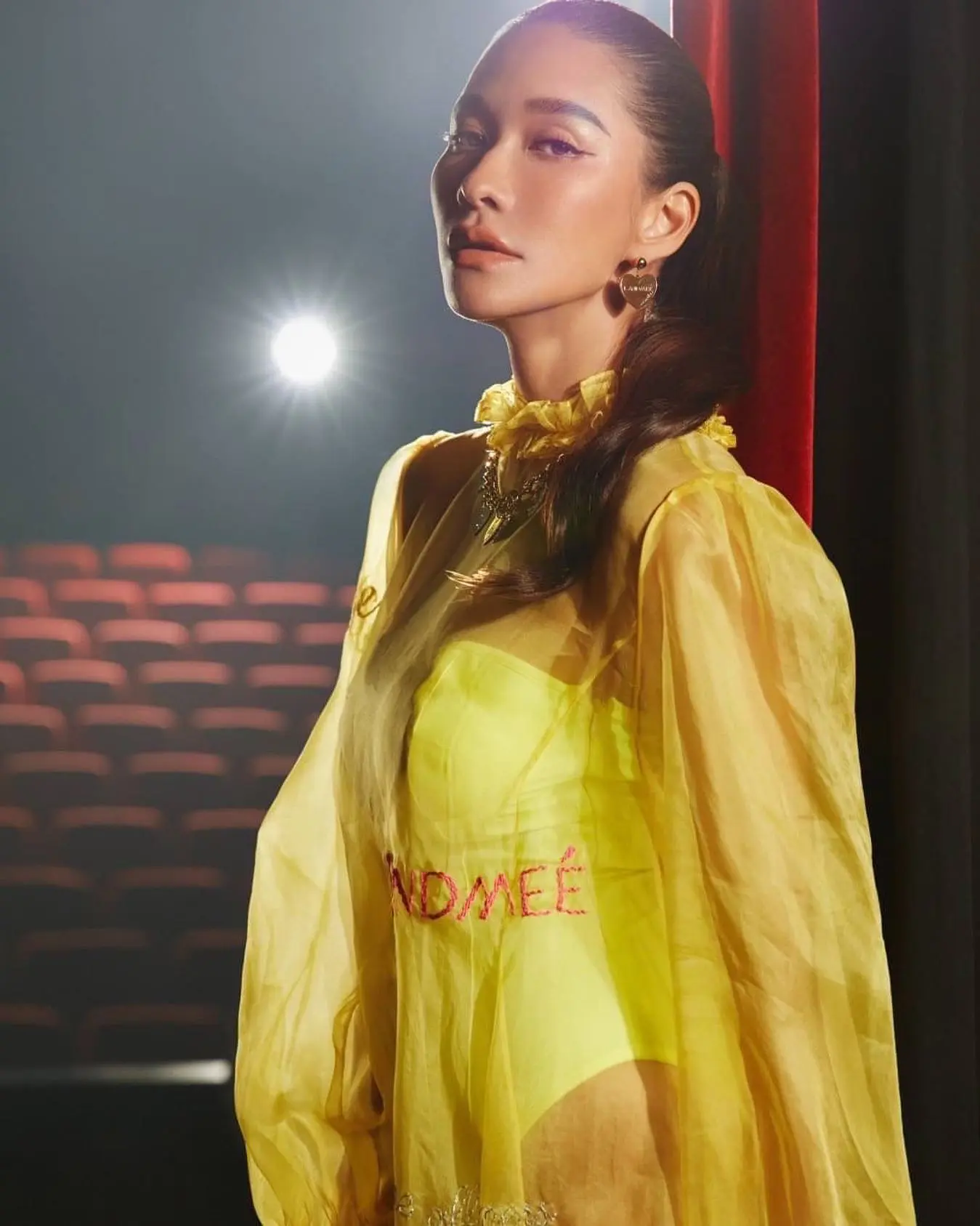 พลอย-เฌอมาลย์-2