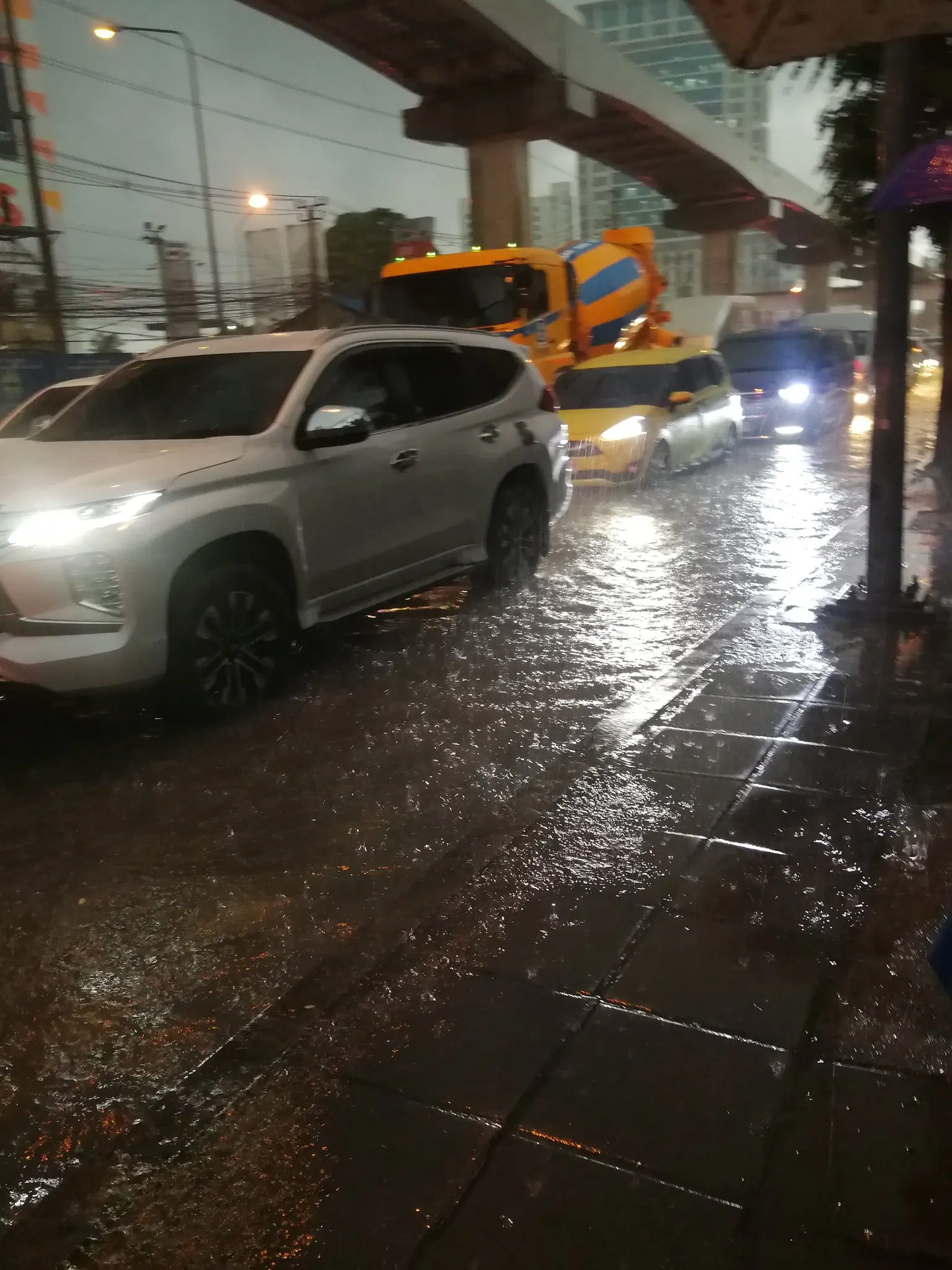 -แจ้งวัฒนะ-3