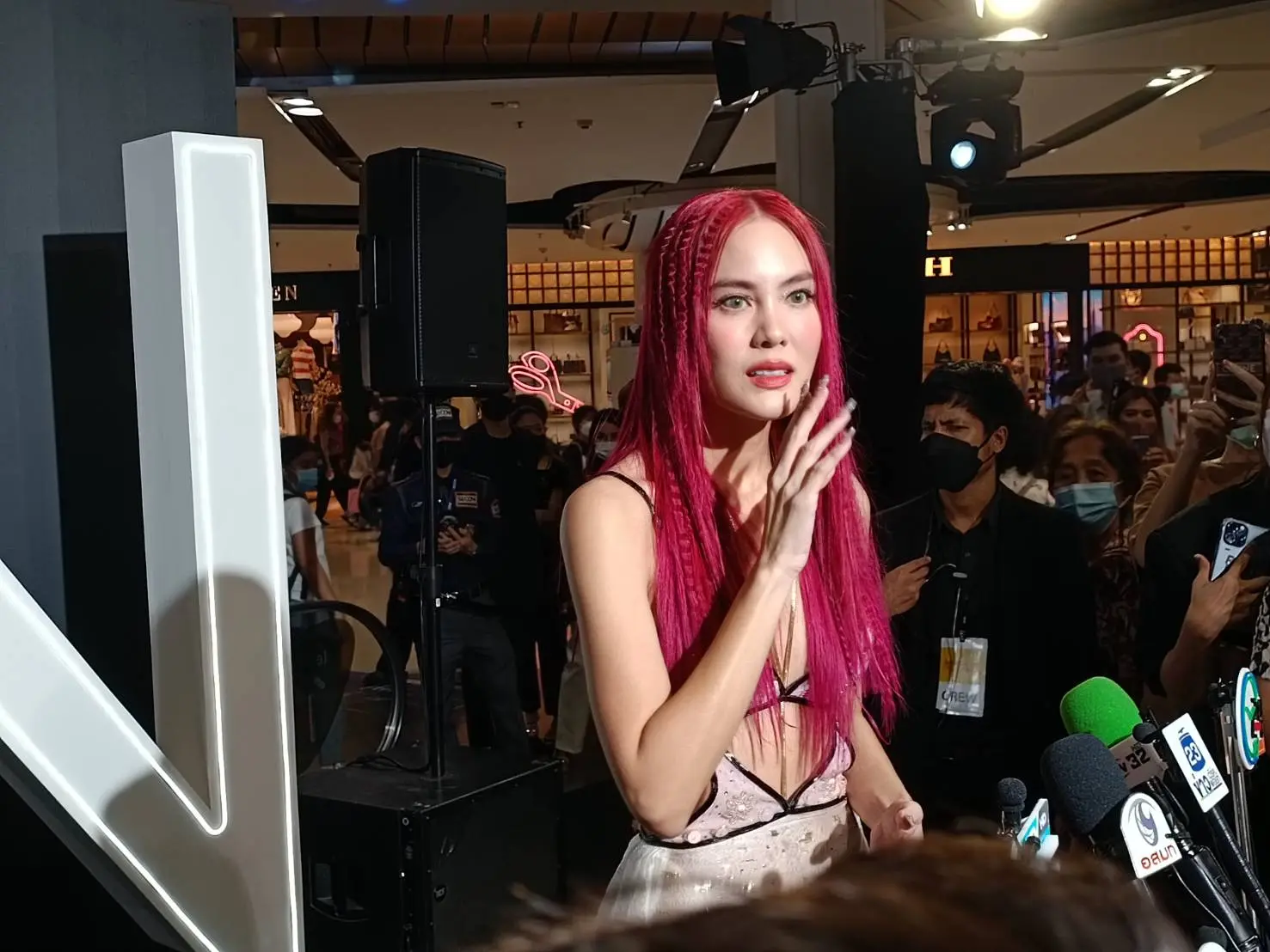 เจนี่-ยืนยันแข็งแรงดี-หลังถูกมองว่าผอมเกินไป-11