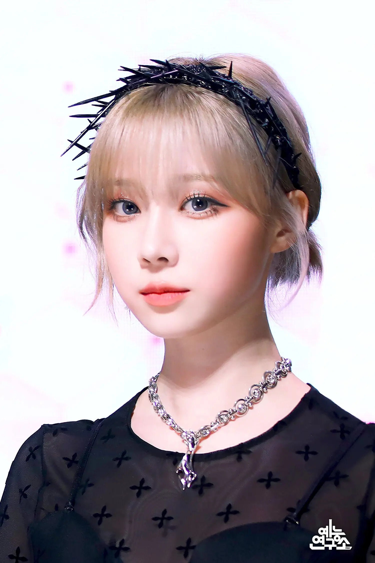 -aespa-มอบจดหมายที่เขียนด้วยลายมือให้กับแฟนๆที่สนามบิน-4